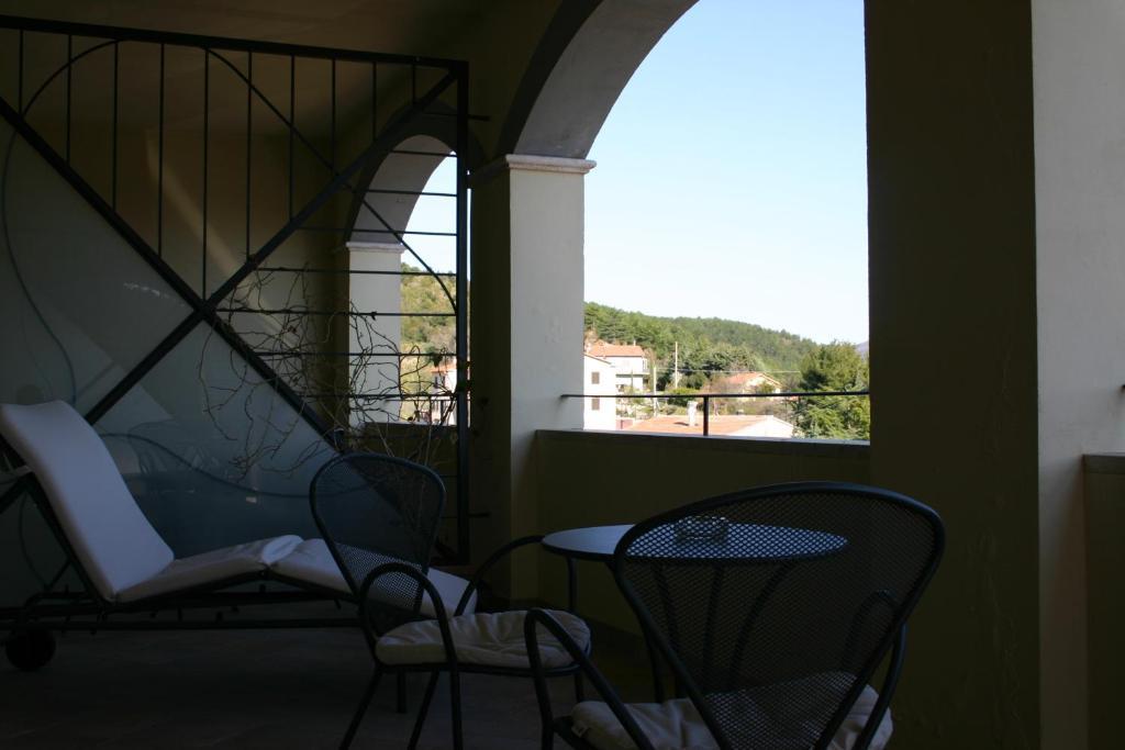 Terre D'Orcia Hotel Seggiano Стая снимка