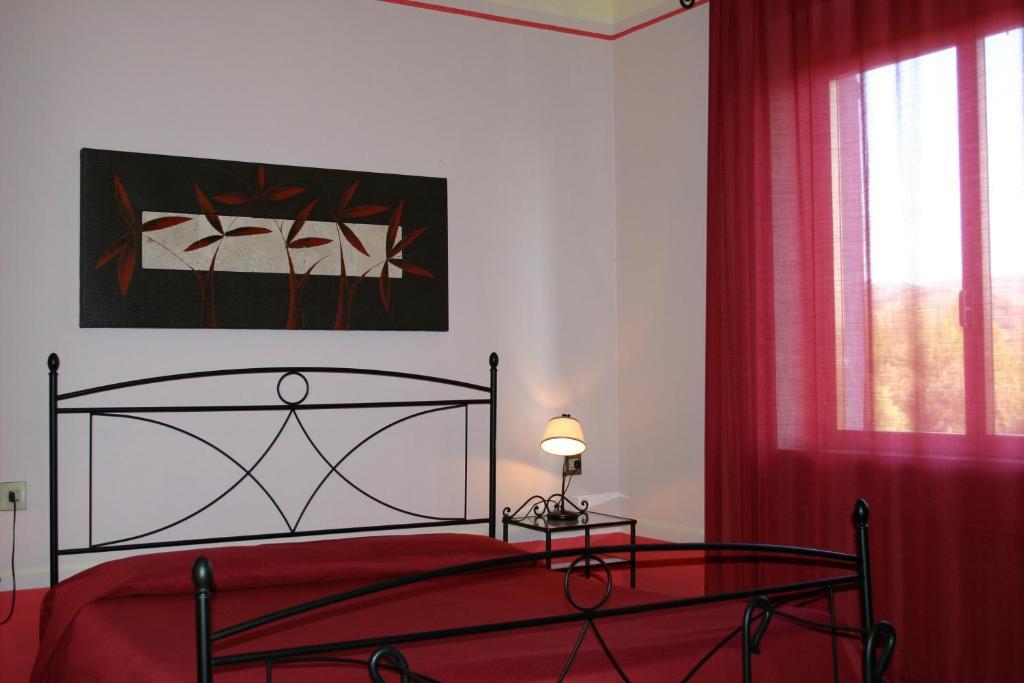 Terre D'Orcia Hotel Seggiano Стая снимка