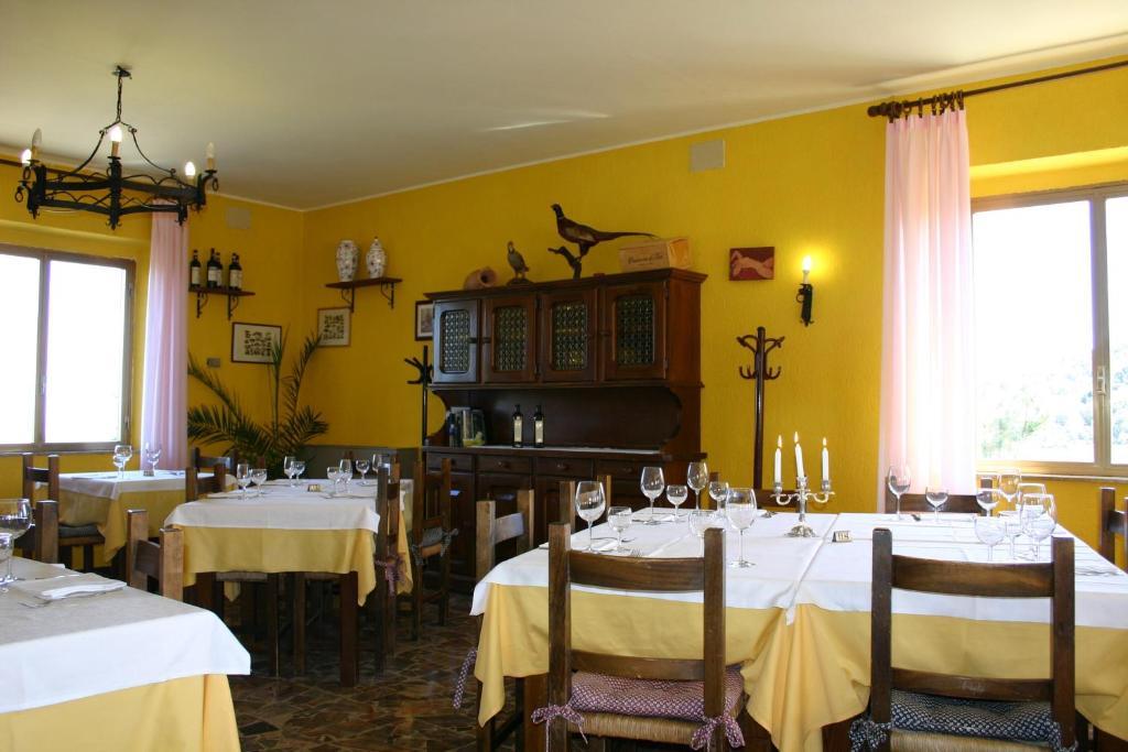 Terre D'Orcia Hotel Seggiano Екстериор снимка